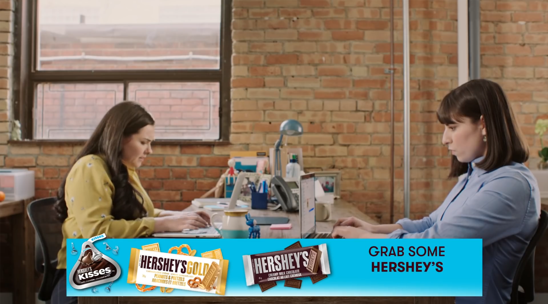 Hershey's - The Proposal - Commercial 2019, Laura Commisso (Actor)